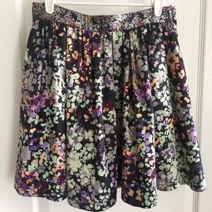 Soft & silky floral Skirt - size 6 H&M